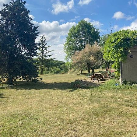 Calme Et Tranquillite A La Campagne Villa Charnay  Buitenkant foto