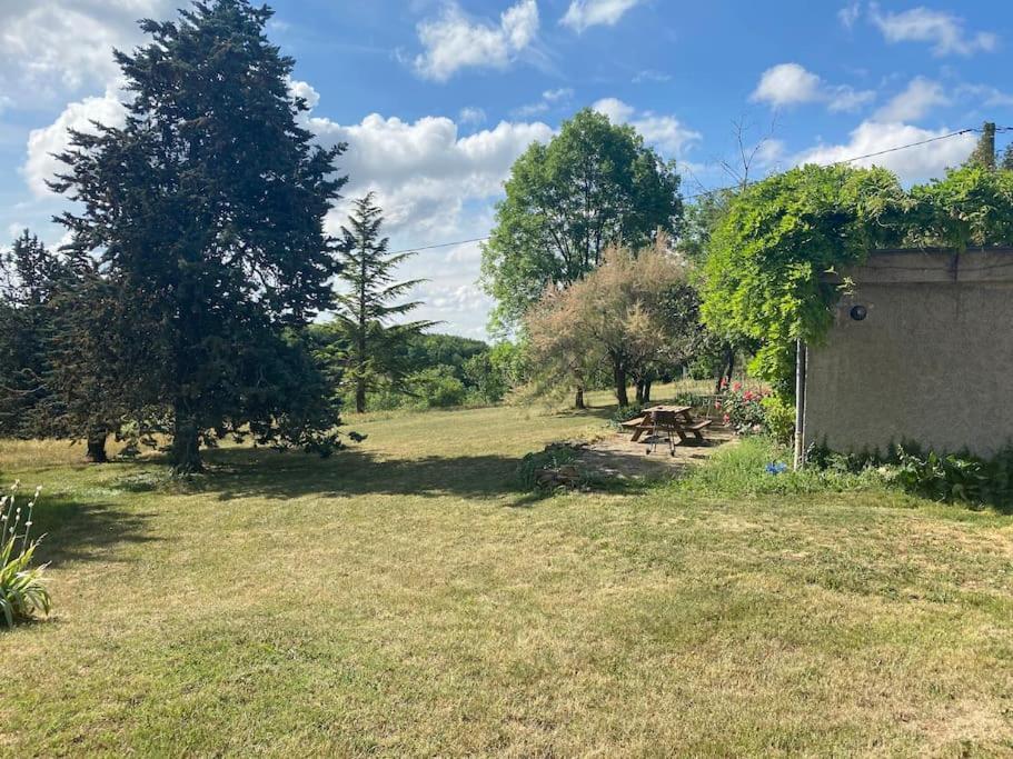 Calme Et Tranquillite A La Campagne Villa Charnay  Buitenkant foto